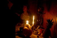 Living in a Box 0011